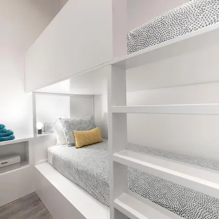 Precioso Apartamento Nuevo En Centro 6 Pax Wifi Apartment