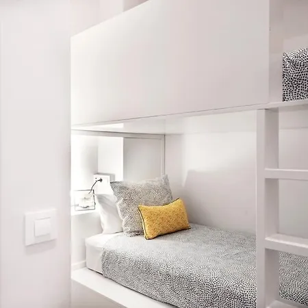 Precioso Apartamento Nuevo En Centro 6 Pax Wifi Seville